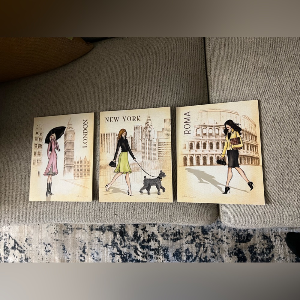 Beautiful Wall art A4 sizes all 3 for your closet